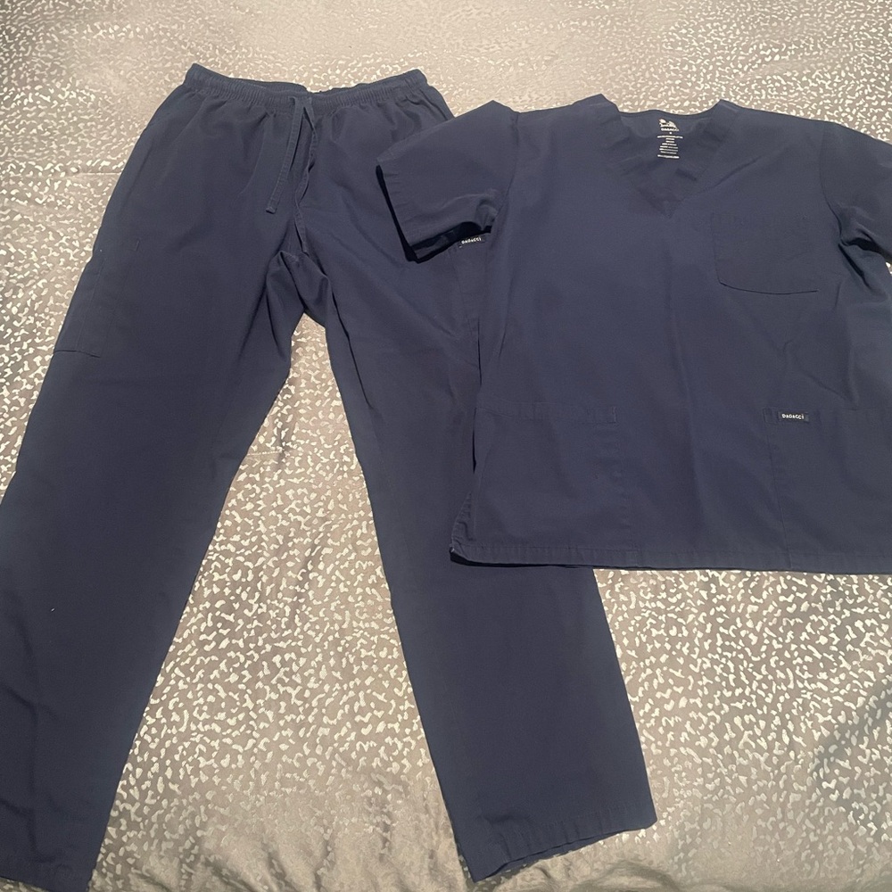 Women’s navy scrubs size medium brand Dagacci